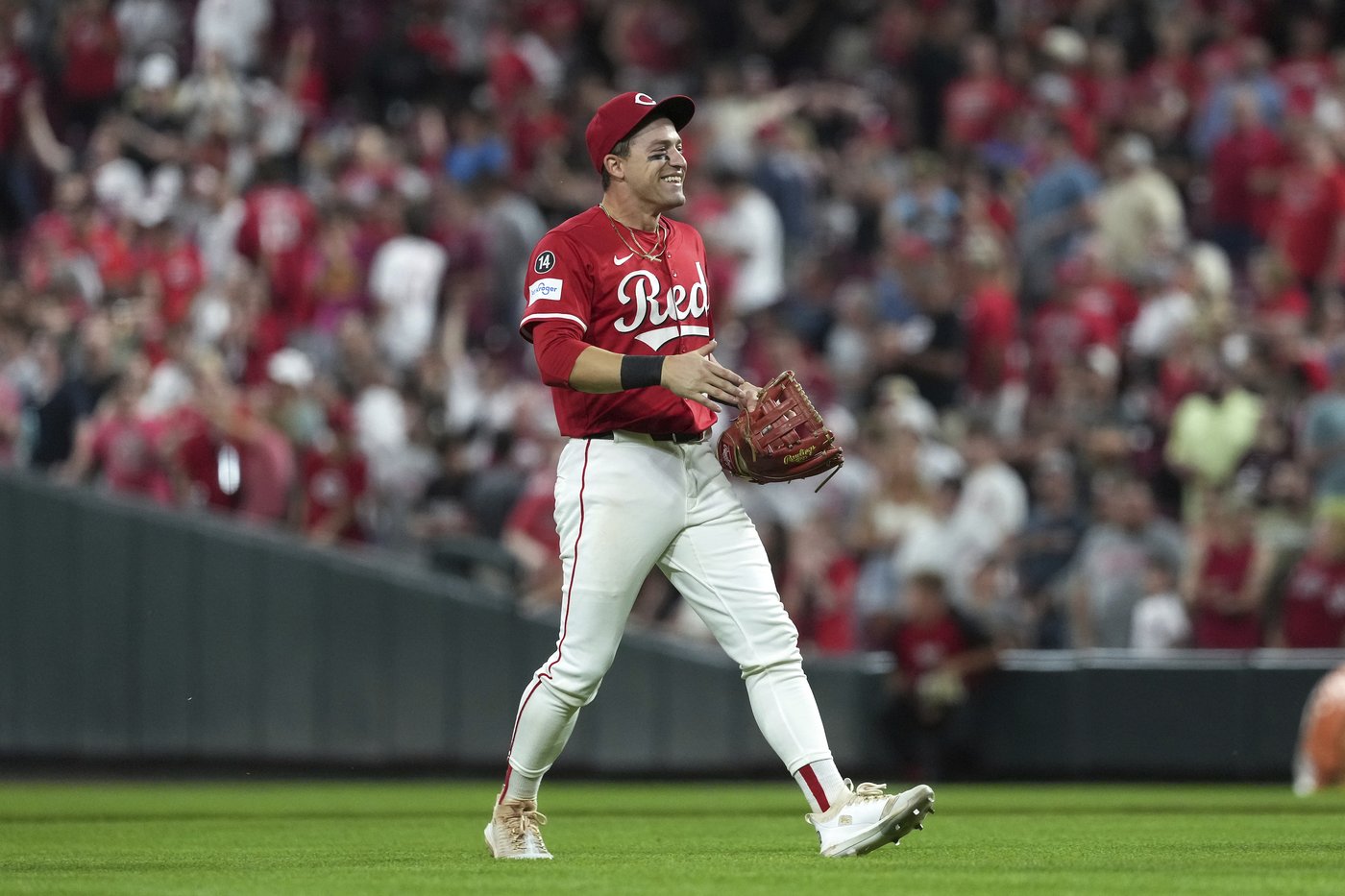 A leaping catch, happy tears, and a win: How TJ Friedl saved the Reds | iNFOnews.ca A leaping catch, happy tears, and a win: How TJ Friedl saved the Reds | iNFOnews.ca