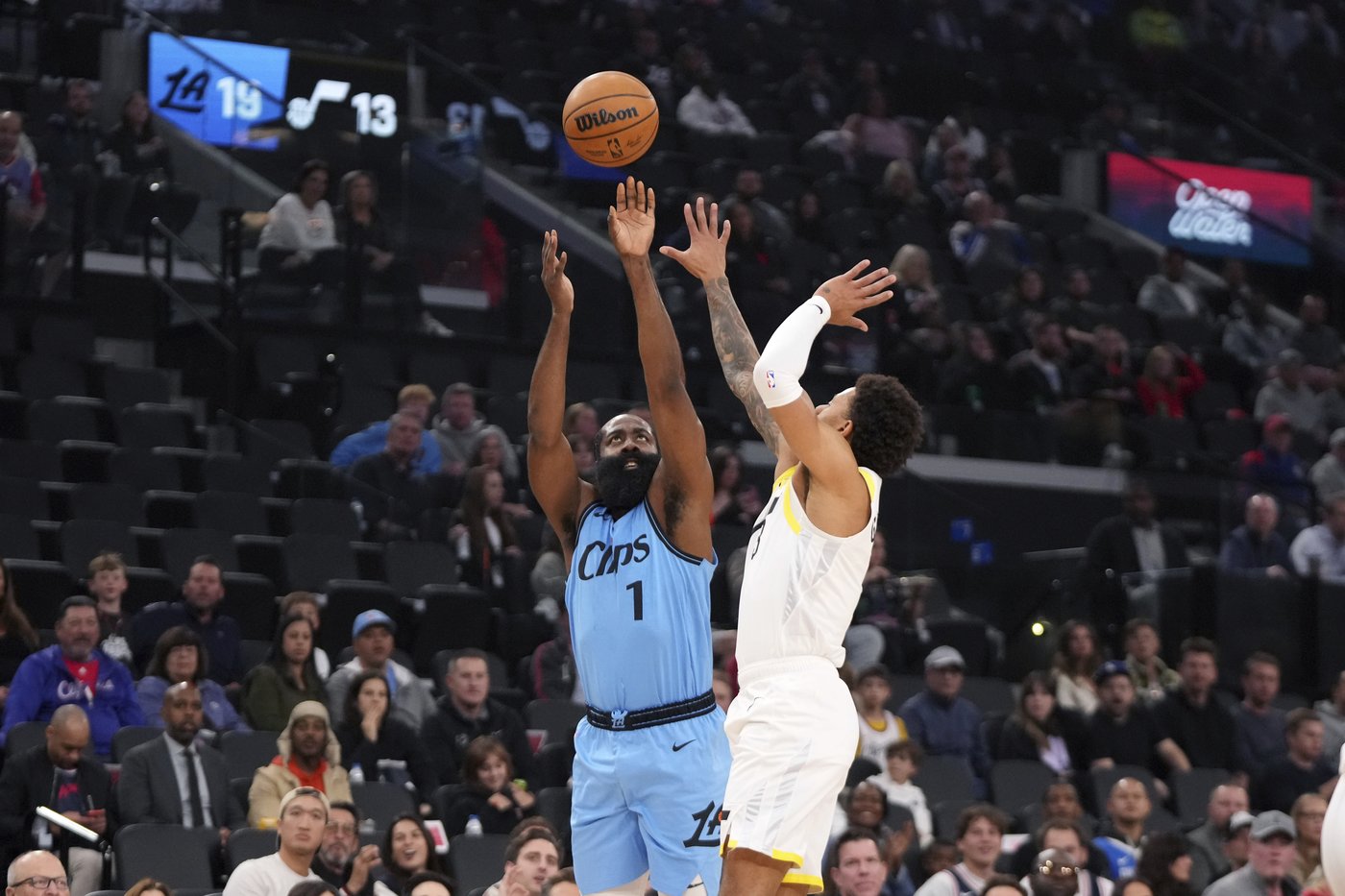 Harden passes Allen for No. 2 spot on NBA's 3-point list, Clippers beat Jazz 116-105 | iNFOnews.ca