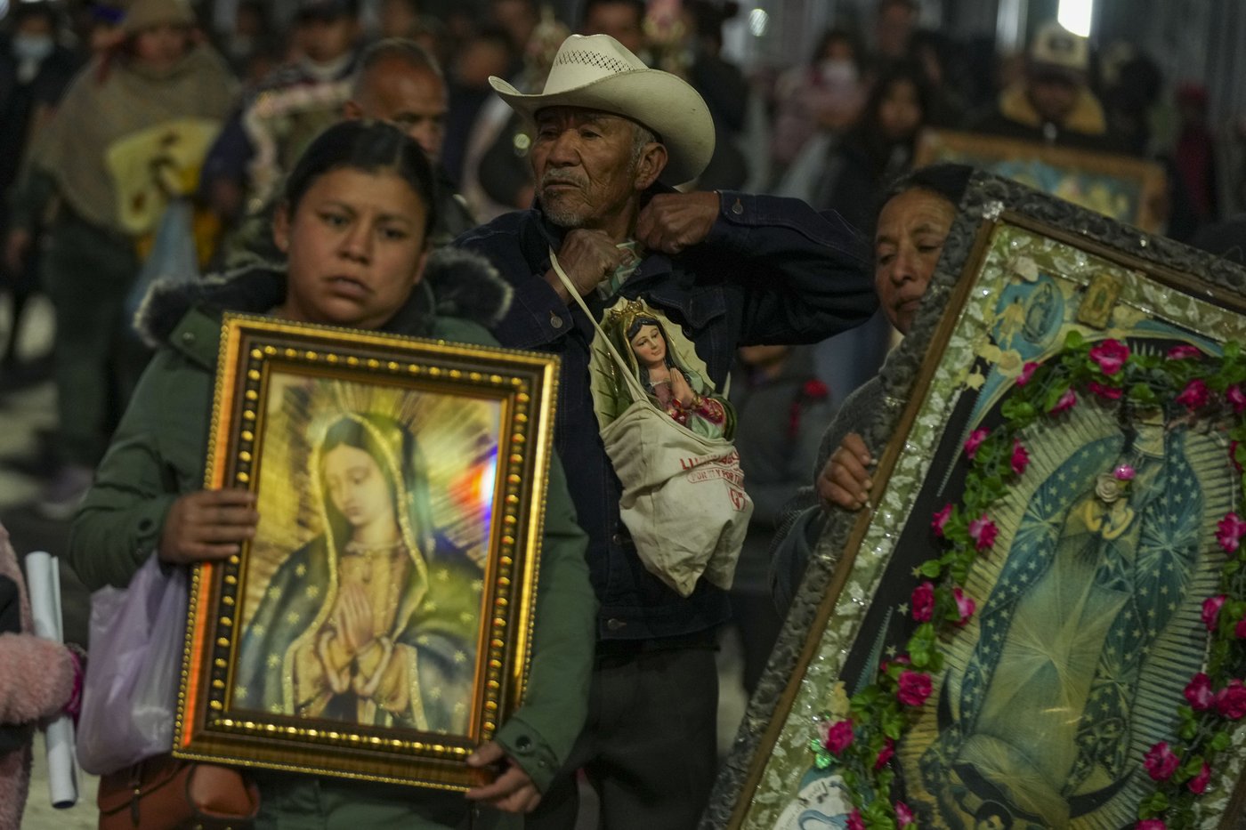 Millions mark Mexico's Virgin of Guadalupe Day but calls for a truce in drug violence go unheeded | iNFOnews.ca