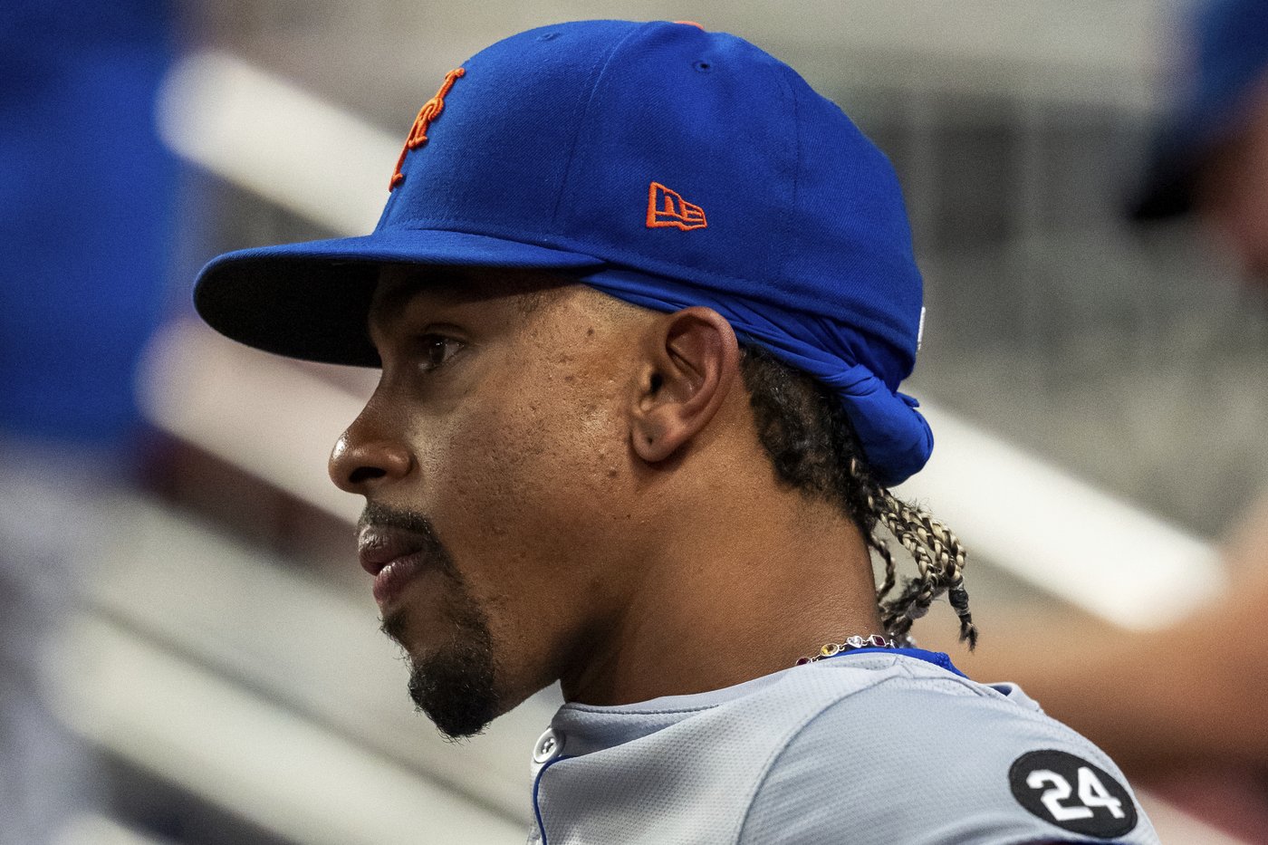 Mets star Francisco Lindor misses 8th straight game with back pain, but could return Wednesday | iNFOnews.ca