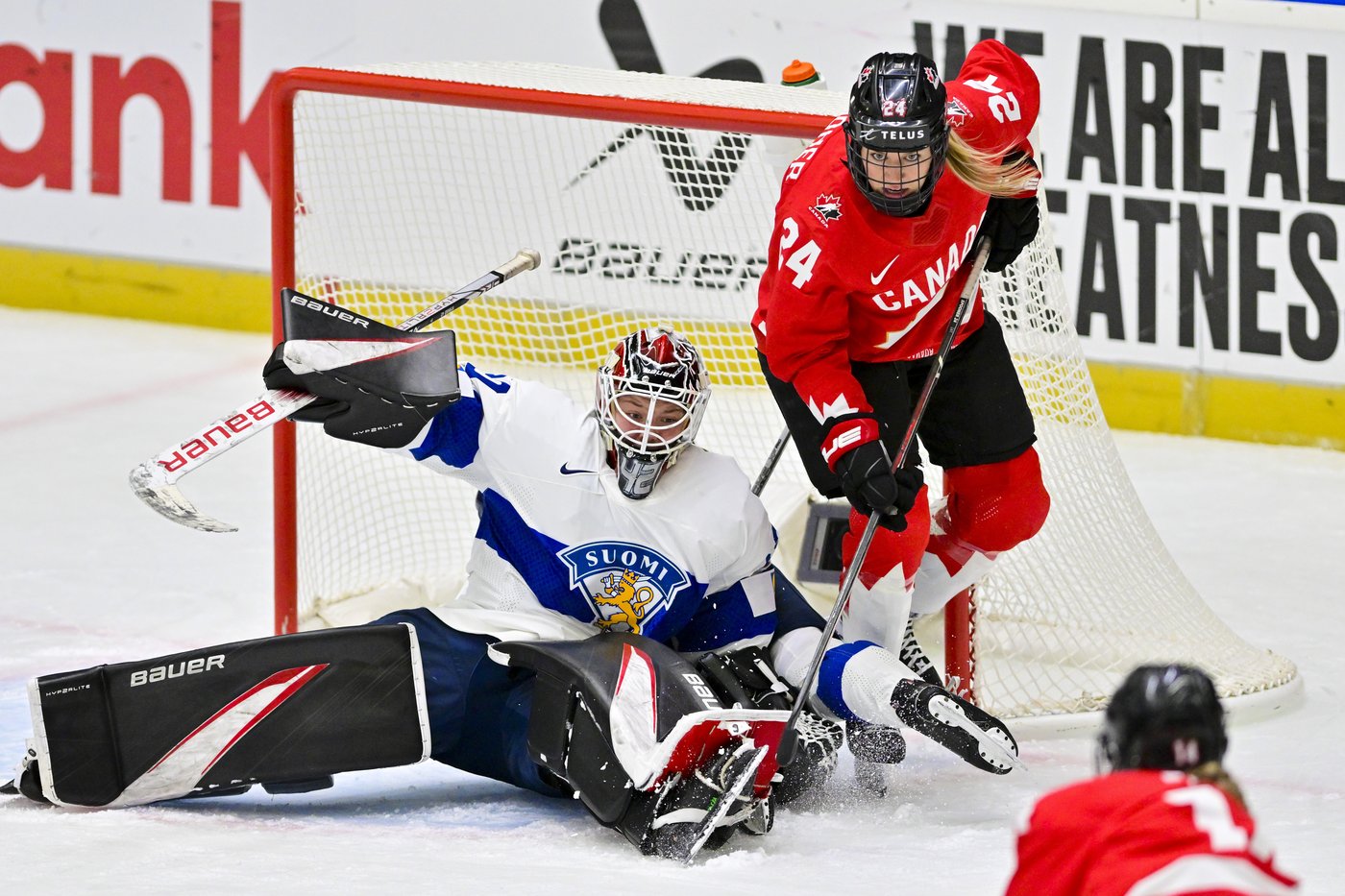 Canada's Gardiner, Campbell shine in 5-0 win over Finland in women's world hockey | iNFOnews.ca Canada's Gardiner, Campbell shine in 5-0 win over Finland in women's world hockey | iNFOnews.ca