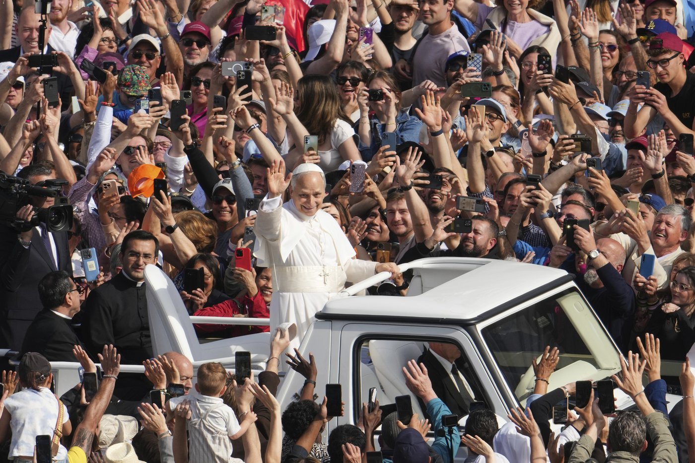 Pope Leo XIV offers message of unity for polarized Catholic Church as pontificate officially starts | iNFOnews.ca Pope Leo XIV offers message of unity for polarized Catholic Church as pontificate officially starts | iNFOnews.ca