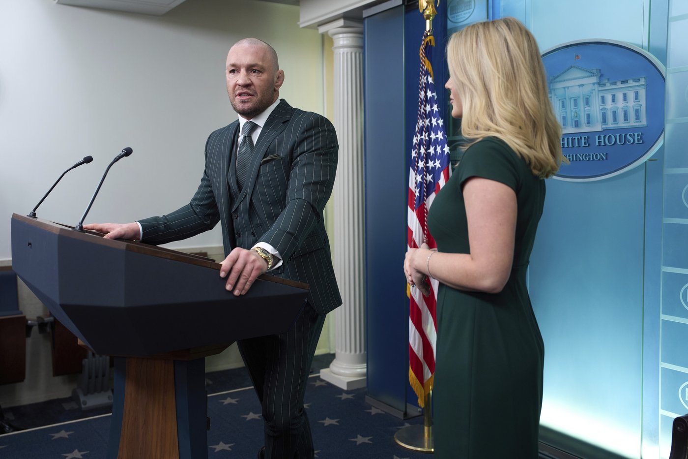 Irish leaders slam mixed martial arts fighter Conor McGregor for cozy White House visit with Trump | iNFOnews.ca