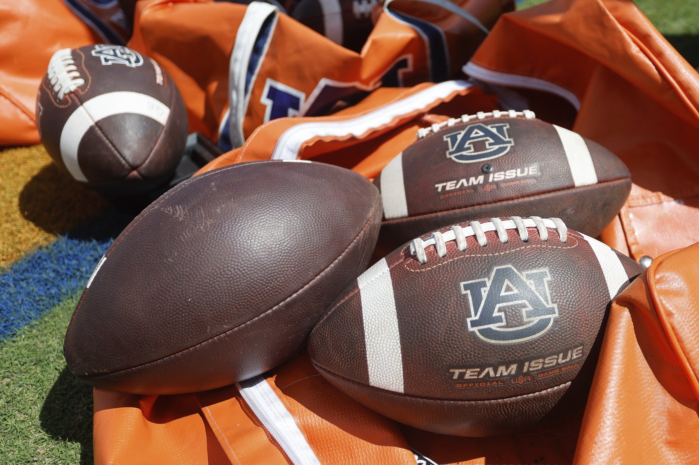 Auburn claims 4 additional 'national championships' on its football resume | iNFOnews.ca