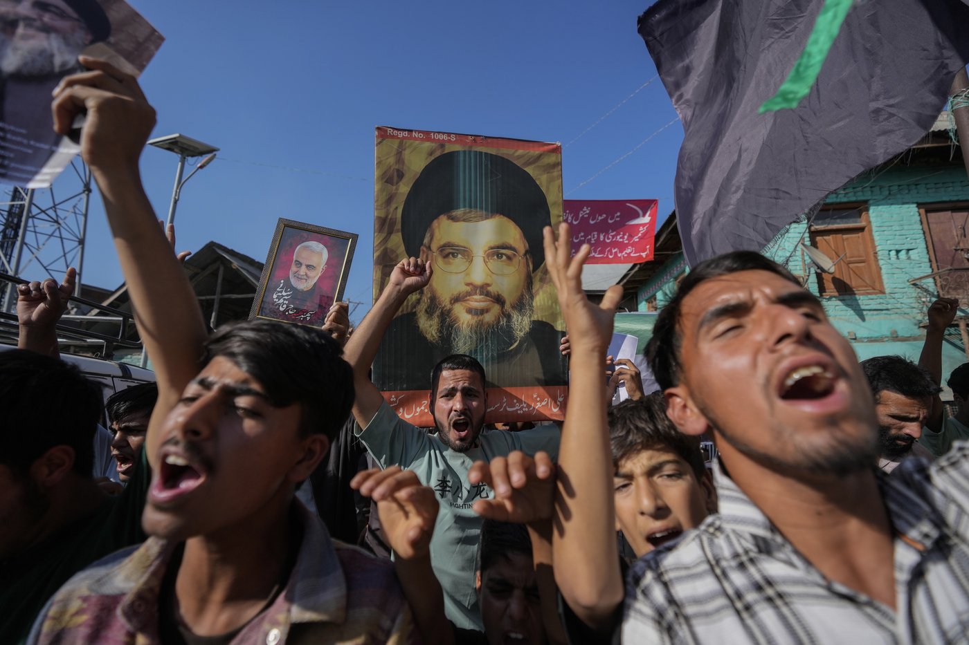Middle East latest: An Israeli airstrike cuts a major highway linking Lebanon with Syria | iNFOnews.ca