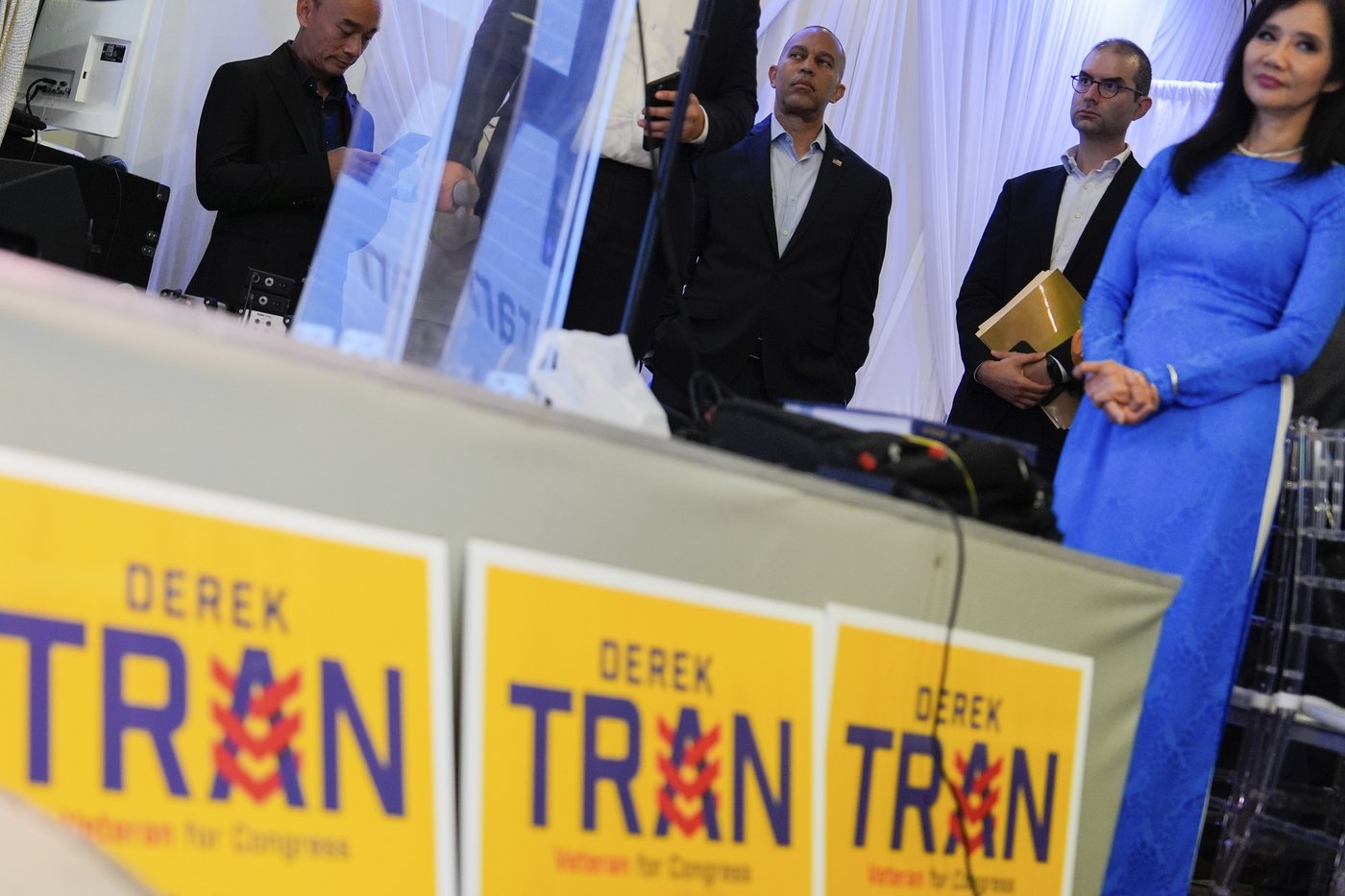 Democrat Hakeem Jeffries stumps in California in a bid to reclaim House control | iNFOnews.ca