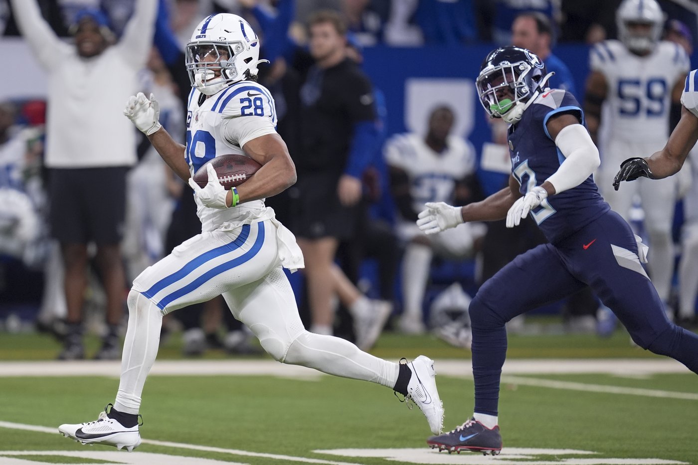 Heavy ground game gives Anthony Richardson a chance to shine in Colts' latest victory | iNFOnews.ca Heavy ground game gives Anthony Richardson a chance to shine in Colts' latest victory | iNFOnews.ca