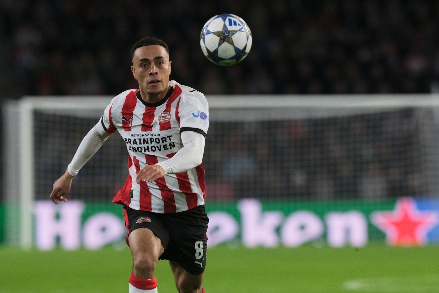PSV coach says Sergiño Dest failed to start in Champions League game after turning up late | iNFOnews.ca PSV coach says Sergiño Dest failed to start in Champions League game after turning up late | iNFOnews.ca
