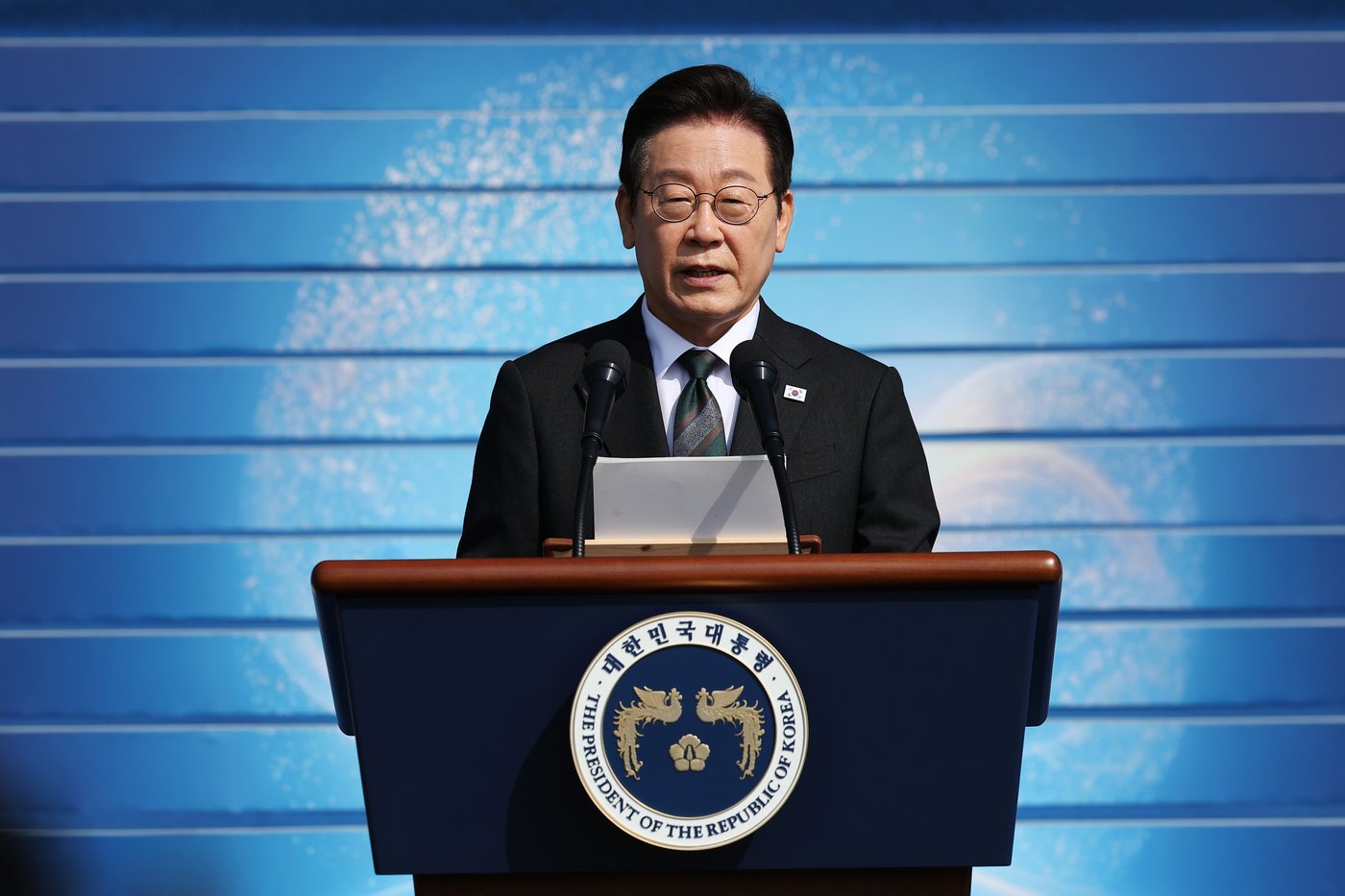 South Korea's president apologizes over poorly managed foreign adoption programs | iNFOnews.ca