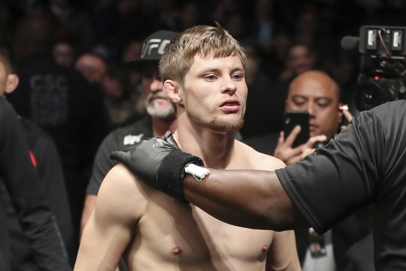 UFC fighter says he is 'definitely not a Nazi' after facing criticism for pro-Hitler comments | iNFOnews.ca