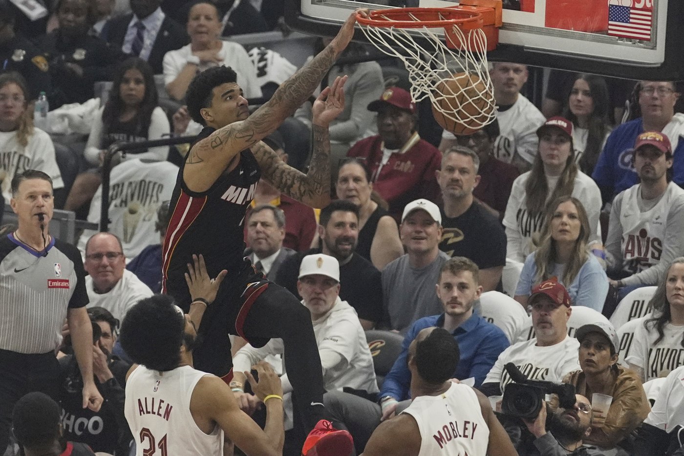 Mitchell scores 30 points, Cavaliers hold off Heat 121-112 to take 2-0 lead in NBA playoff series | iNFOnews.ca Mitchell scores 30 points, Cavaliers hold off Heat 121-112 to take 2-0 lead in NBA playoff series | iNFOnews.ca