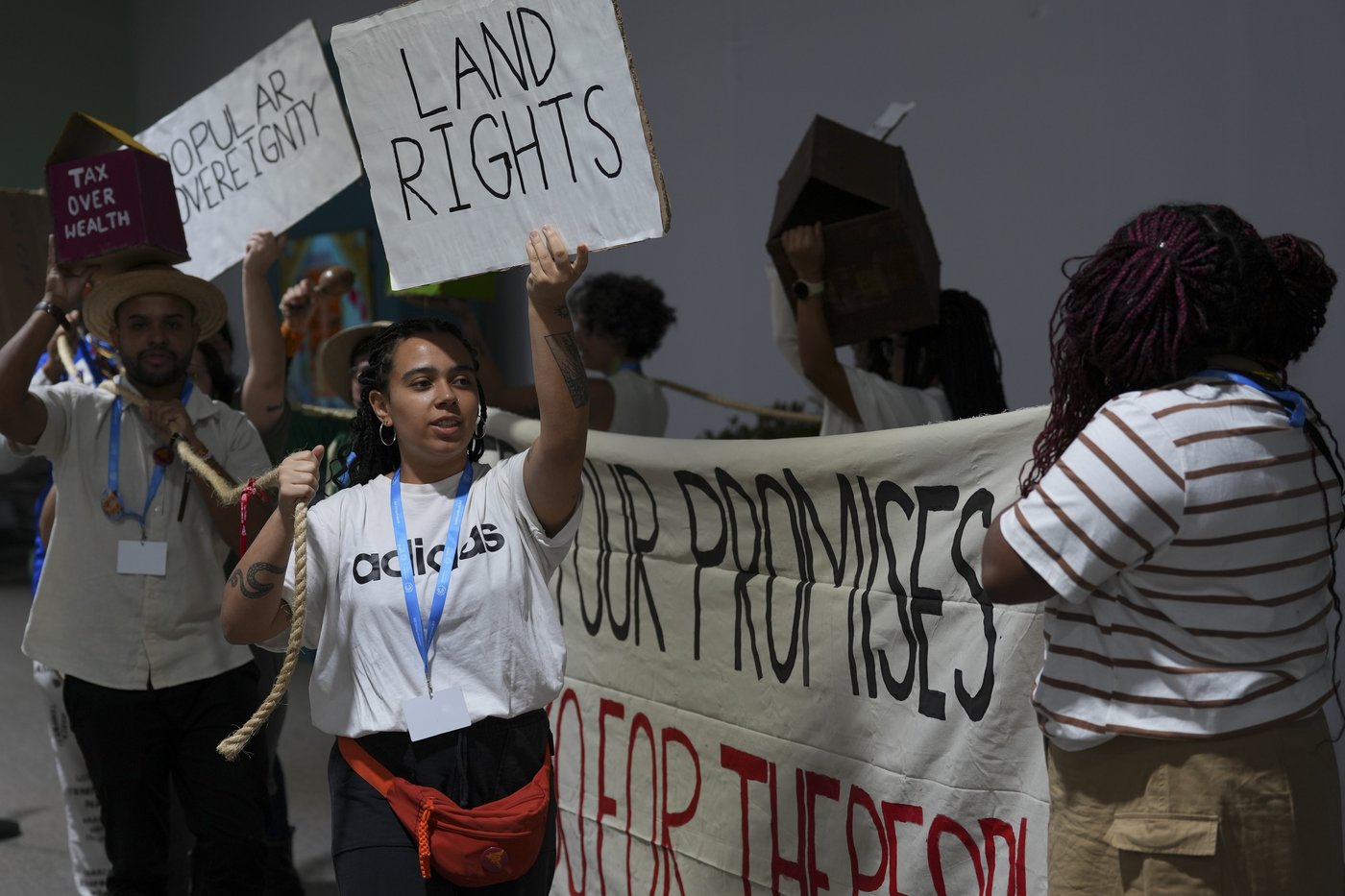 Protesters' biggest day expected at UN climate talks, where progress is slow | iNFOnews.ca Protesters' biggest day expected at UN climate talks, where progress is slow | iNFOnews.ca
