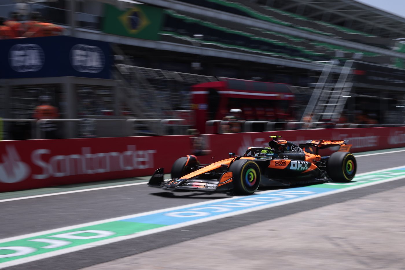 Norris grabs the sprint pole at the Brazilian GP from title rivals | iNFOnews.ca Norris grabs the sprint pole at the Brazilian GP from title rivals | iNFOnews.ca