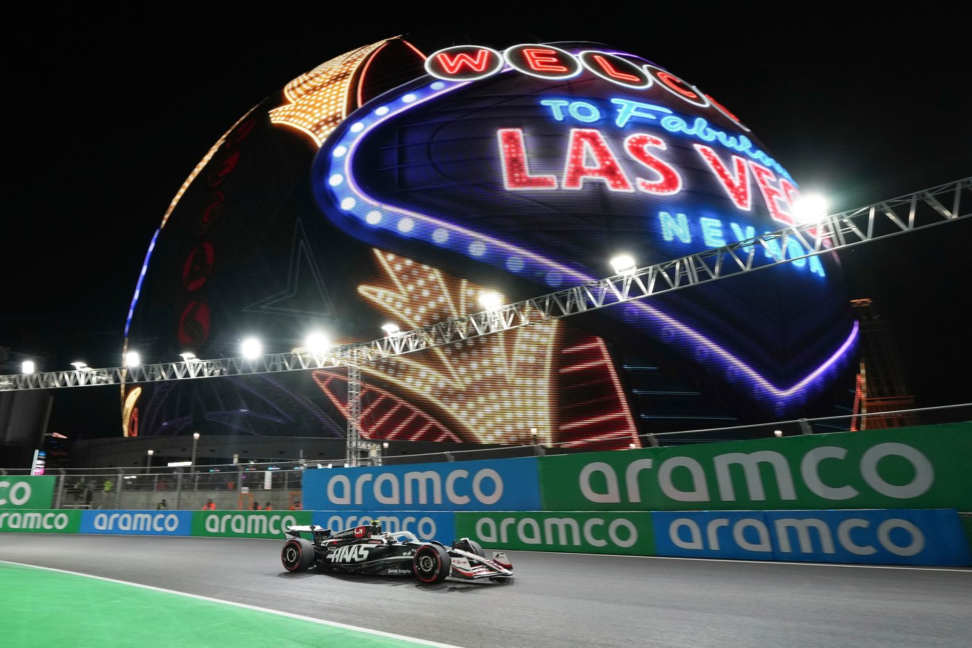 F1 in Las Vegas stumbled out of the gate but is adjusting to make it a strong staple to the calendar | iNFOnews.ca F1 in Las Vegas stumbled out of the gate but is adjusting to make it a strong staple to the calendar | iNFOnews.ca