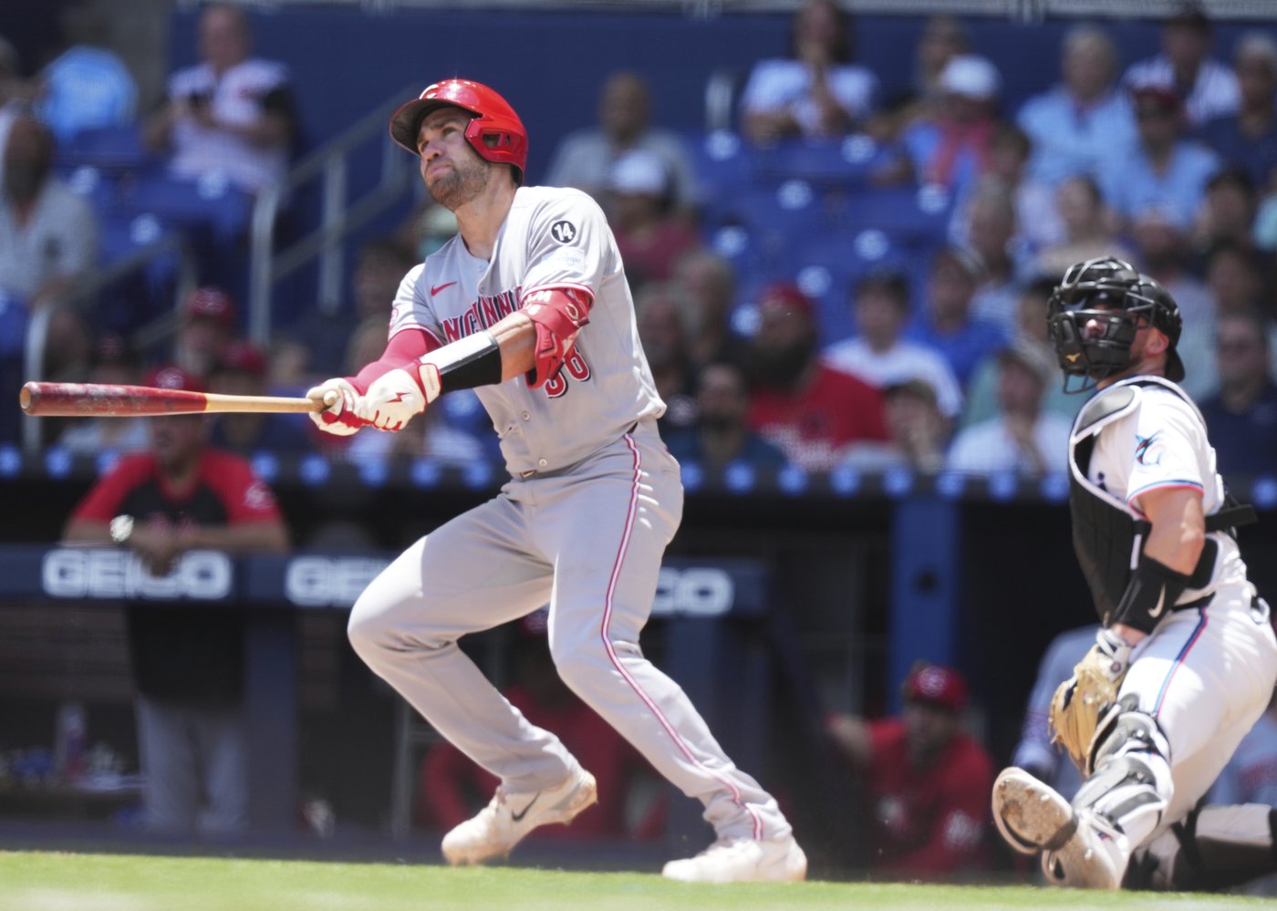 Wynns is a triple shy of the cycle, Singer strikes out 8 as Reds beat Marlins 5-2 | iNFOnews.ca