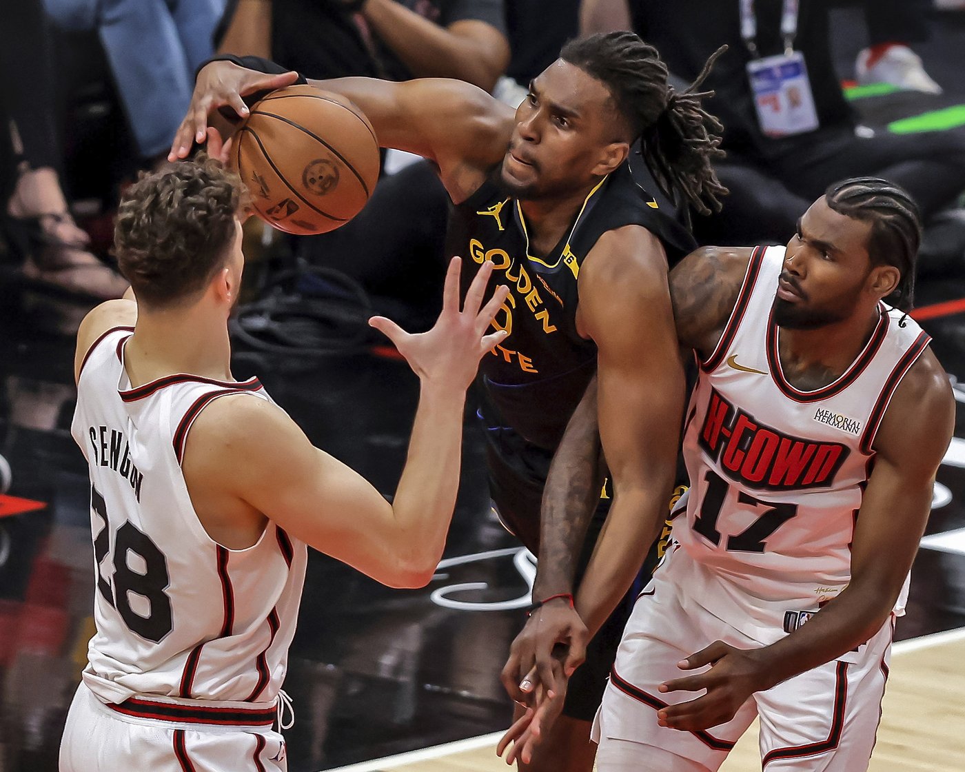 Houston sent to early playoff exit with 103-89 loss to Warriors in Game 7 | iNFOnews.ca Houston sent to early playoff exit with 103-89 loss to Warriors in Game 7 | iNFOnews.ca