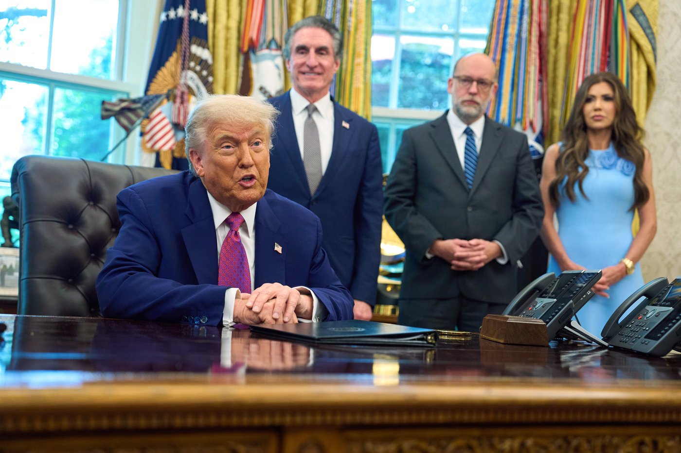 Trump's plan to begin 'phasing out' FEMA after hurricane season burdens states, experts warn | iNFOnews.ca Trump's plan to begin 'phasing out' FEMA after hurricane season burdens states, experts warn | iNFOnews.ca
