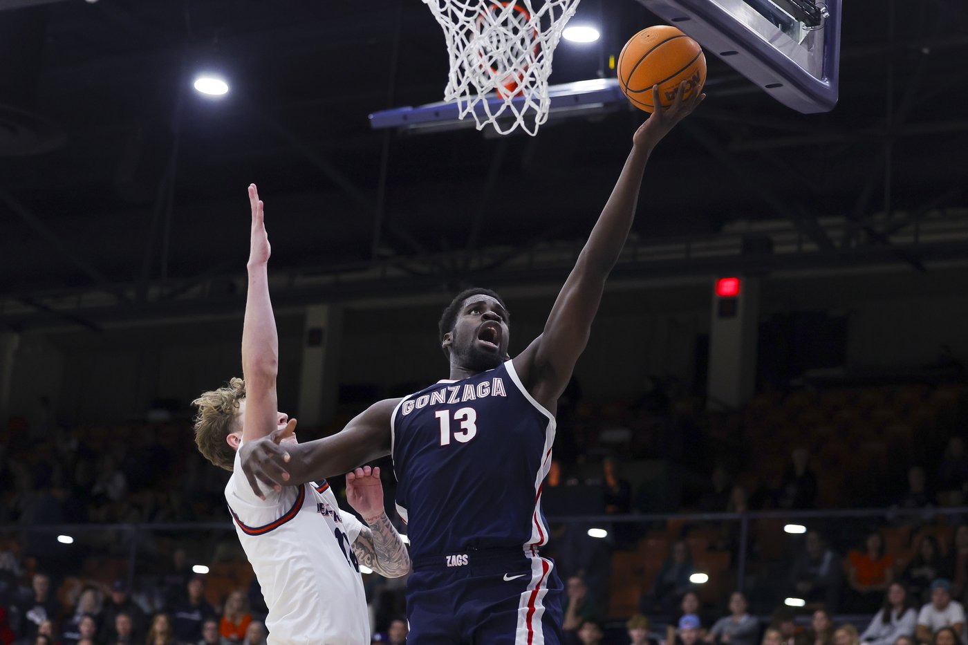 No. 19 Gonzaga holds on to beat Pepperdine 89-82 behind Battle's 21 points | iNFOnews.ca No. 19 Gonzaga holds on to beat Pepperdine 89-82 behind Battle's 21 points | iNFOnews.ca