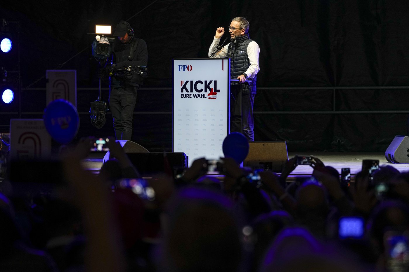 Austrian far-right party hopes for its first national election win in a close race | iNFOnews.ca