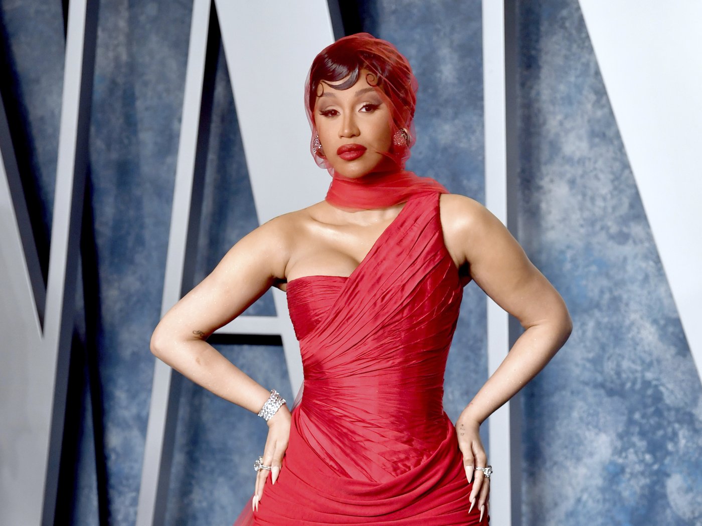 Cardi B testifies she didn't touch security guard who's suing her alleging assault | iNFOnews.ca