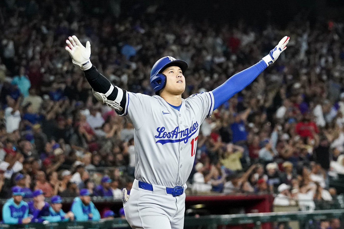 Oh Ohtani! Dodgers star hits 3-run homer in late rally in 14-11 victory over Diamondbacks | iNFOnews.ca Oh Ohtani! Dodgers star hits 3-run homer in late rally in 14-11 victory over Diamondbacks | iNFOnews.ca