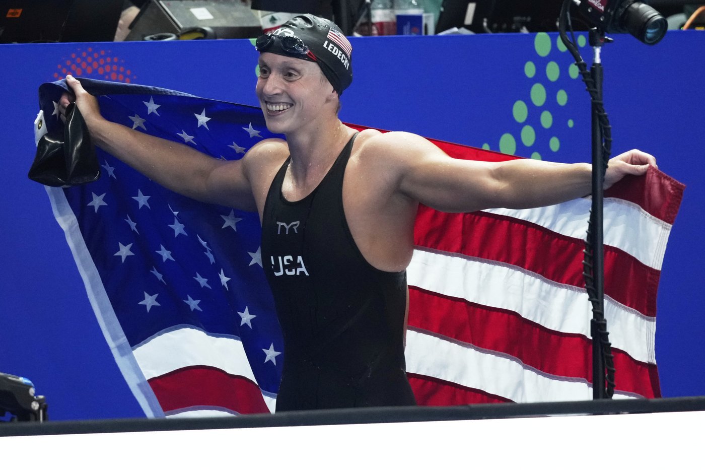 Katie Ledecky remains unbeatable in the 1,500 freestyle taking the title again at the worlds | iNFOnews.ca Katie Ledecky remains unbeatable in the 1,500 freestyle taking the title again at the worlds | iNFOnews.ca