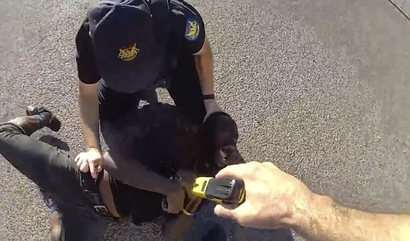 Charges dismissed against deaf Black man who police punched and shocked with a Taser | iNFOnews.ca
