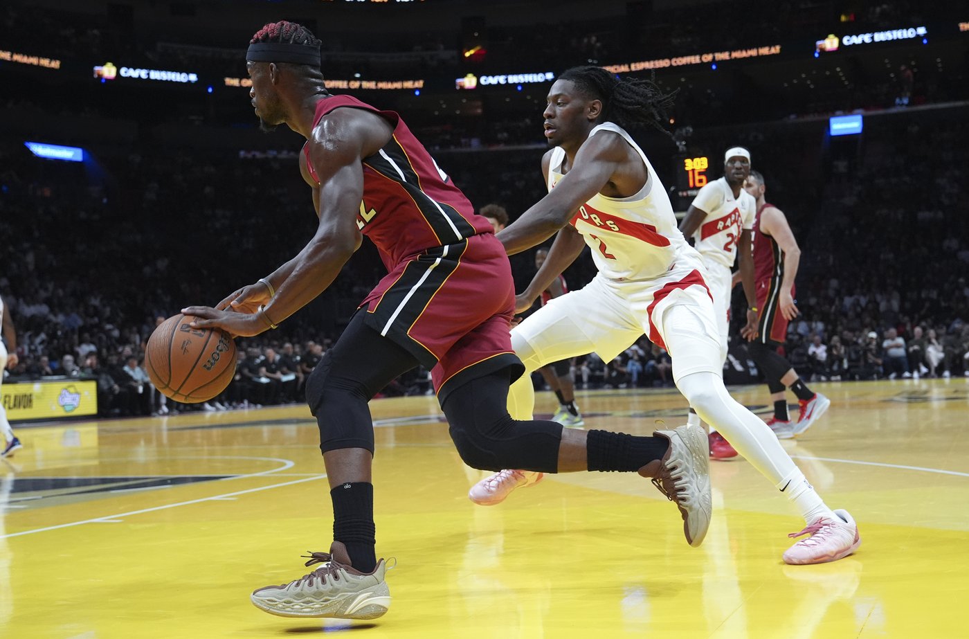 Butler scores 26, Herro adds 23 and Adebayo has triple-double as Miami tops Toronto 121-111 | iNFOnews.ca Butler scores 26, Herro adds 23 and Adebayo has triple-double as Miami tops Toronto 121-111 | iNFOnews.ca
