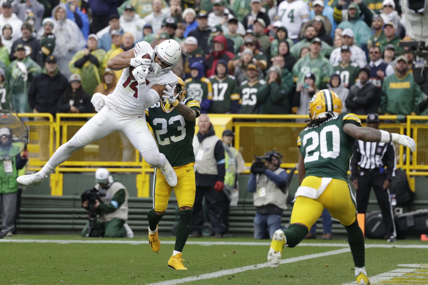 Doubs catches 2 TD passes in his return from a suspension to help Packers rout Cardinals 34-13 | iNFOnews.ca Doubs catches 2 TD passes in his return from a suspension to help Packers rout Cardinals 34-13 | iNFOnews.ca