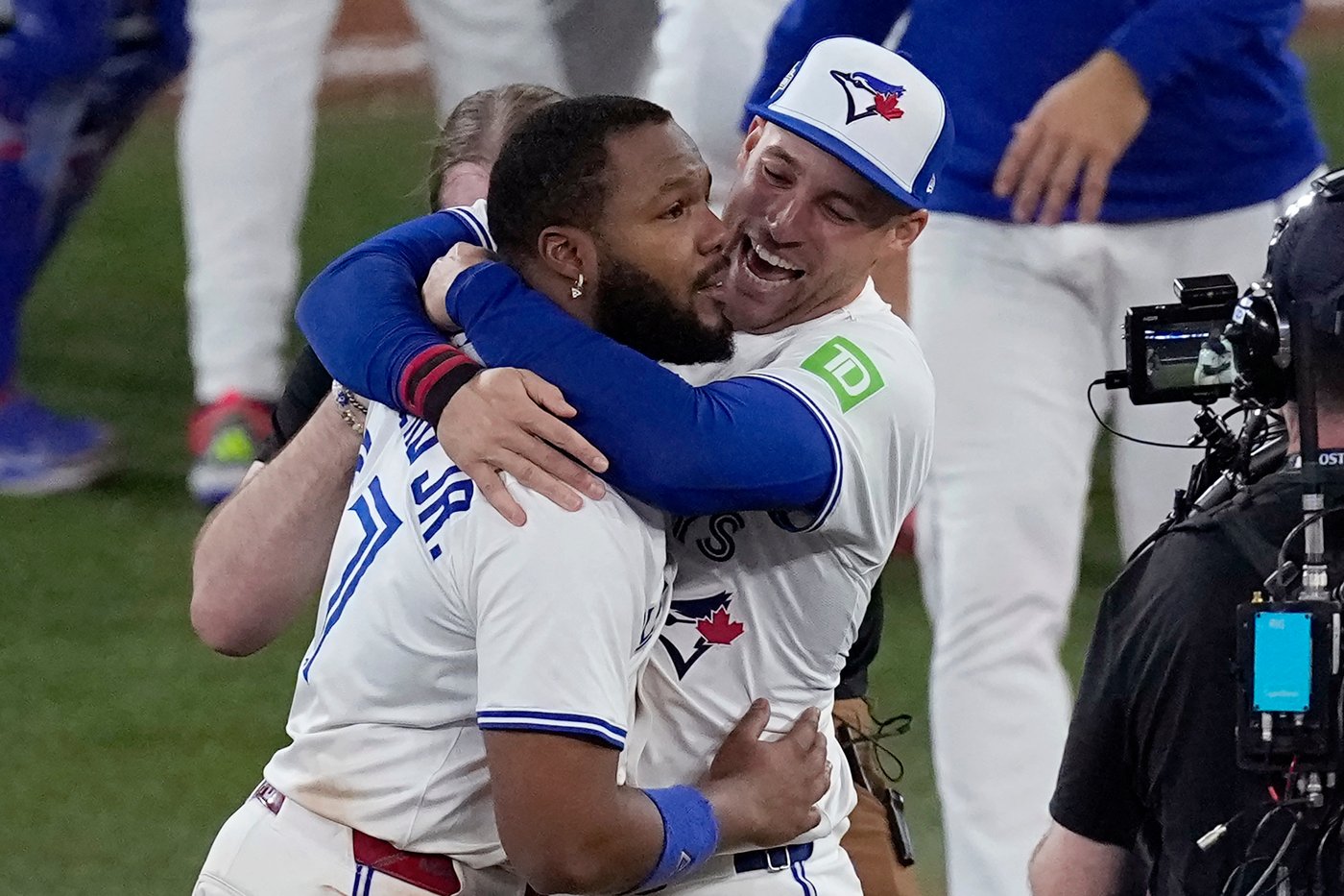 Tale of the Tape: A look at how the Jays and Dodgers stack up | iNFOnews.ca