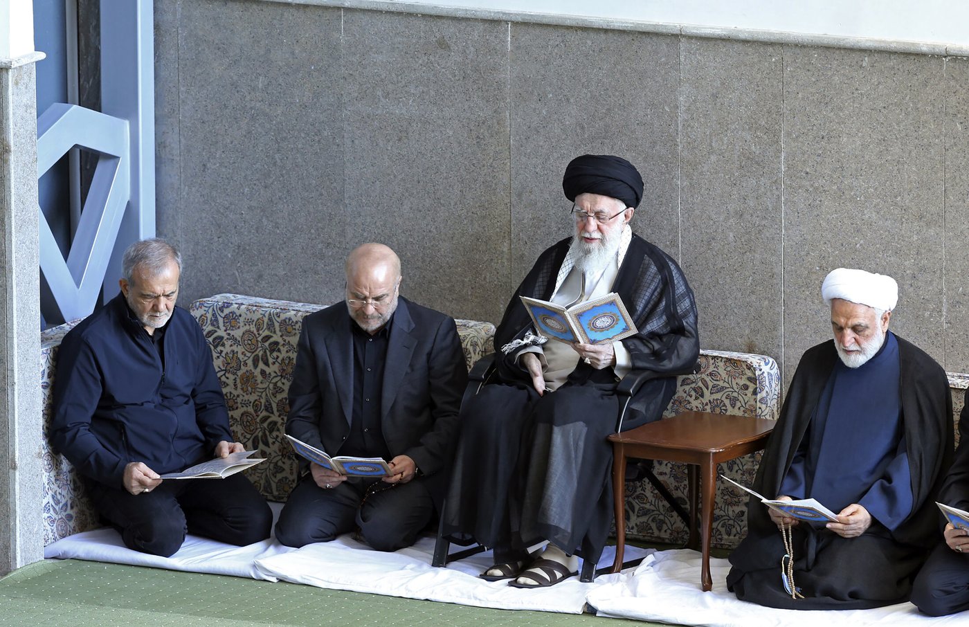 Iranian supreme leader praises missile attack on Israel, saying Iran will do it again if necessary | iNFOnews.ca Iranian supreme leader praises missile attack on Israel, saying Iran will do it again if necessary | iNFOnews.ca