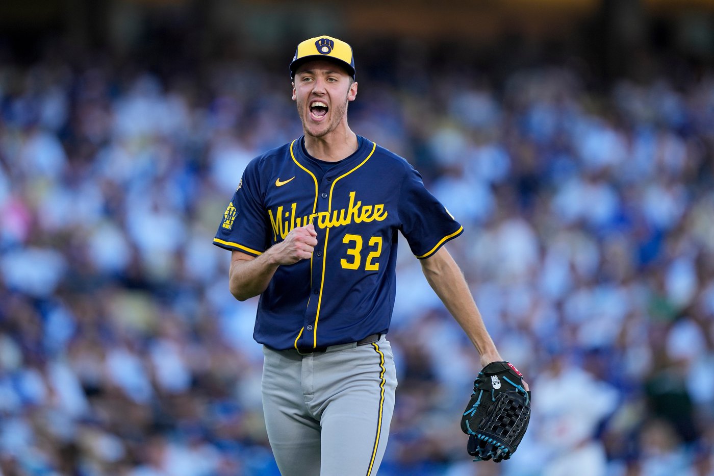 Misiorowski's velocity drops in 6th inning and Brewers' chances against Dodgers dim | iNFOnews.ca