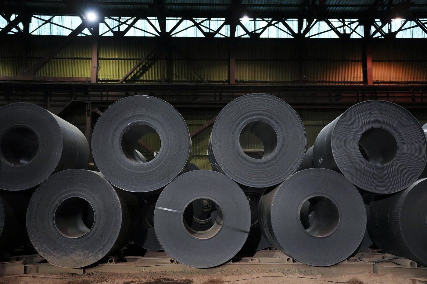 Steel industry, labour leaders call for government action as U.S. tariffs spike | iNFOnews.ca