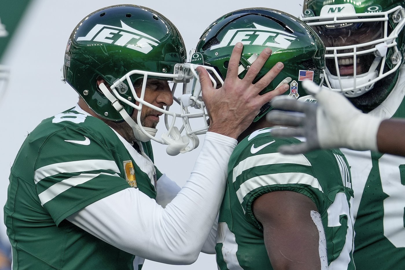 Richardson's late TD run leads Colts to a 28-27 victory over Rodgers and the Jets | iNFOnews.ca Richardson's late TD run leads Colts to a 28-27 victory over Rodgers and the Jets | iNFOnews.ca