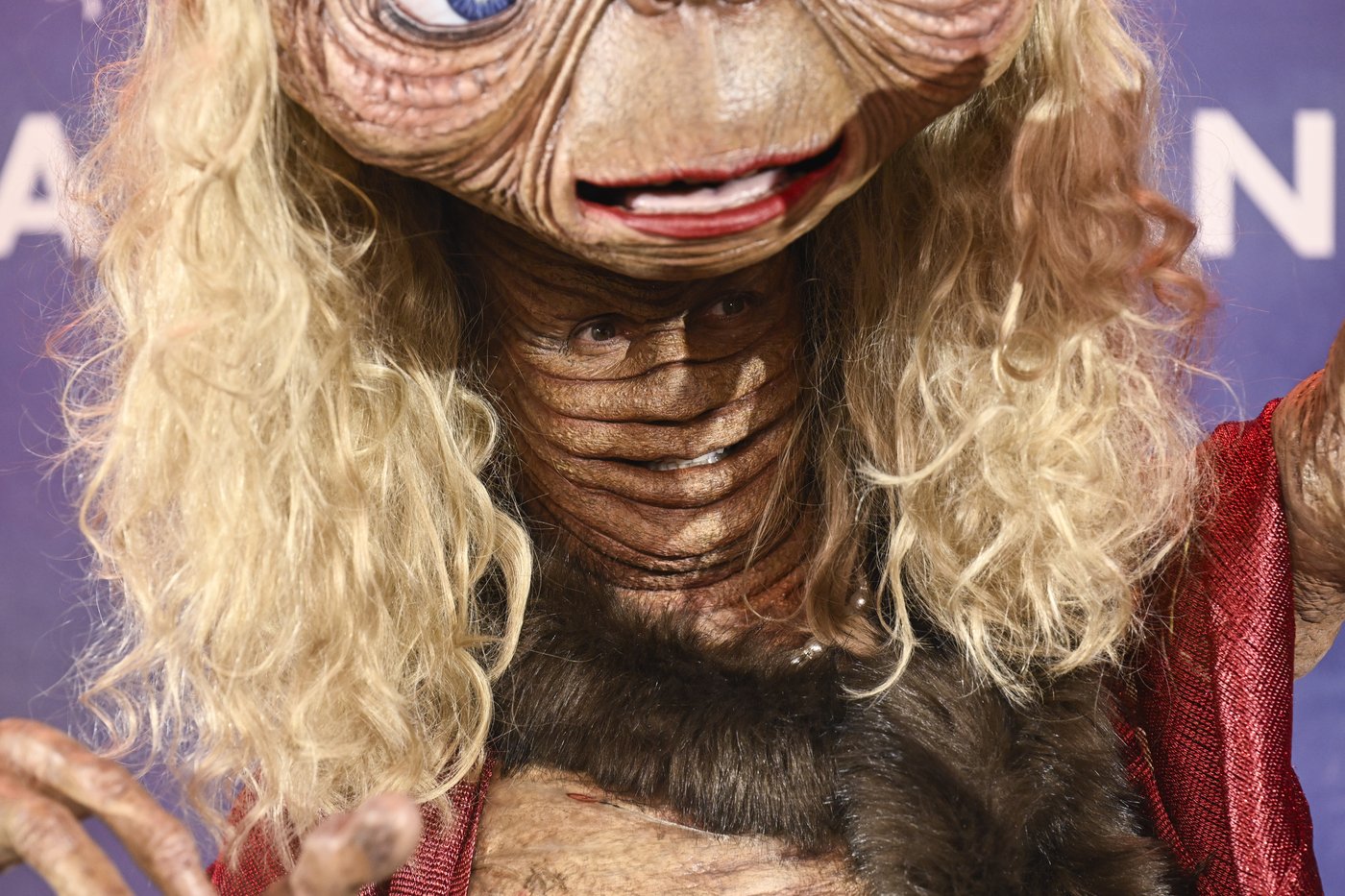 Heidi Klum and Janelle Monáe wear elaborate E.T. costumes for their Halloween parties | iNFOnews.ca Heidi Klum and Janelle Monáe wear elaborate E.T. costumes for their Halloween parties | iNFOnews.ca