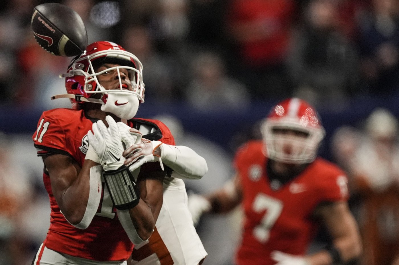 No. 5 Georgia pulls off another overtime stunner, beating No. 2 Texas 22-19 for SEC title | iNFOnews.ca No. 5 Georgia pulls off another overtime stunner, beating No. 2 Texas 22-19 for SEC title | iNFOnews.ca