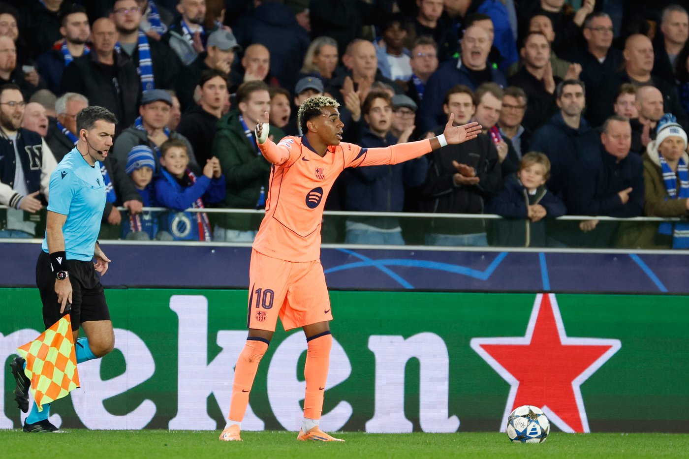 Inter stays perfect in Champions League. Barcelona held at Club Brugge and Man City beats Dortmund | iNFOnews.ca