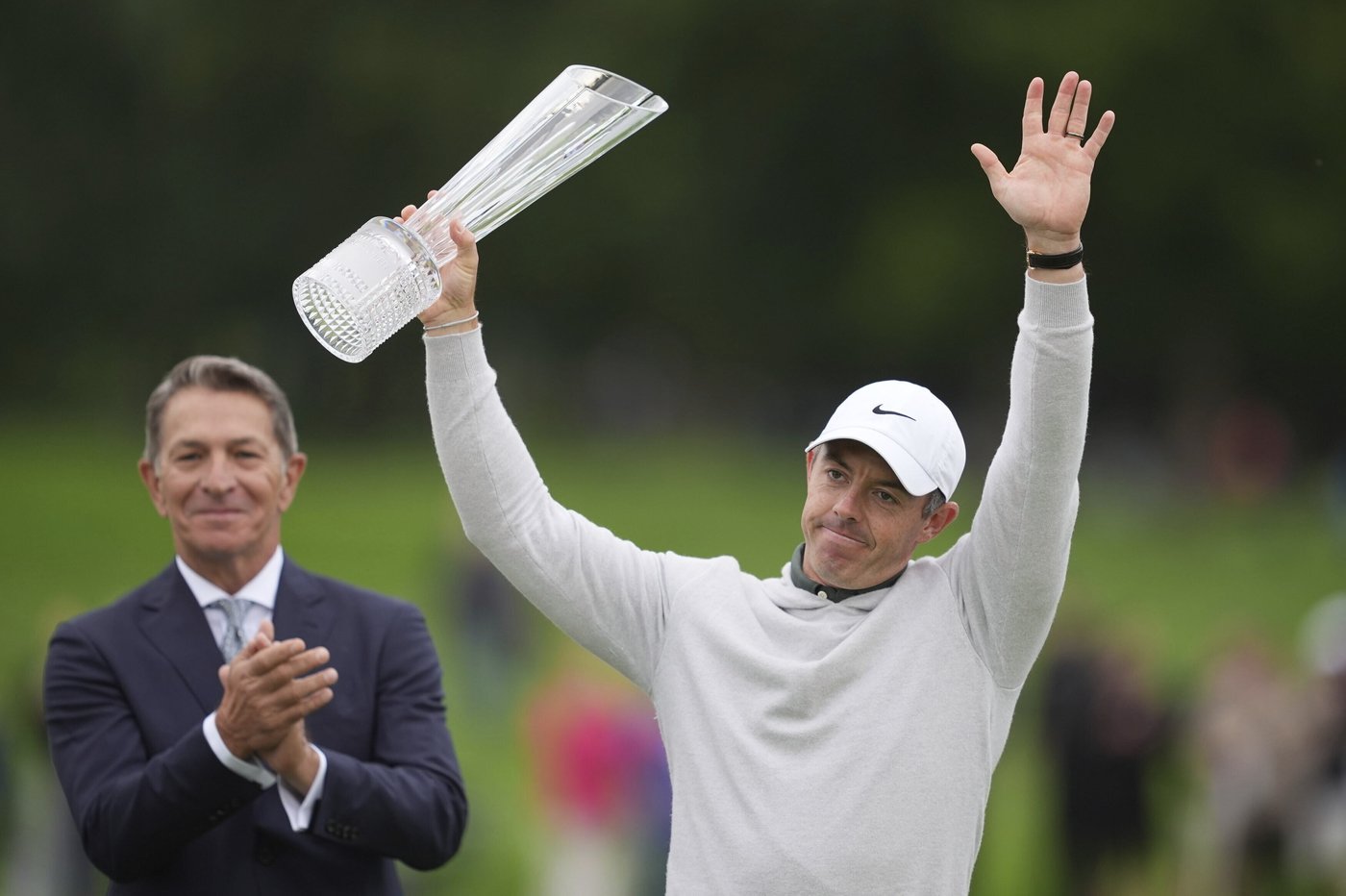 McIlroy makes eagle putt on 72nd hole to force playoff and goes on to win Irish Open | iNFOnews.ca McIlroy makes eagle putt on 72nd hole to force playoff and goes on to win Irish Open | iNFOnews.ca