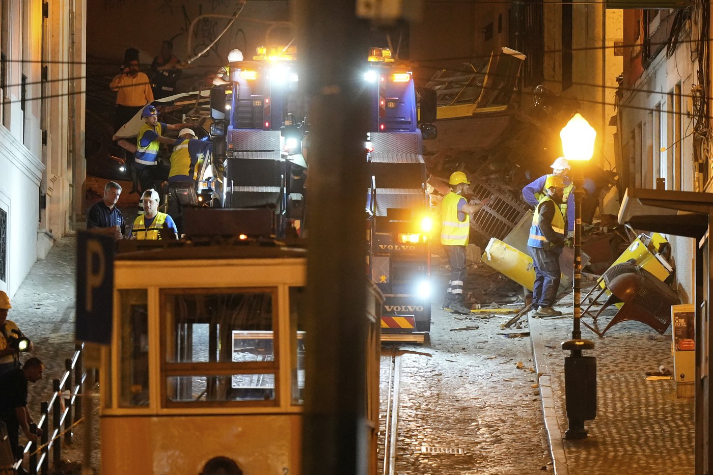 Ottawa man confirmed dead in Lisbon streetcar crash | iNFOnews.ca
