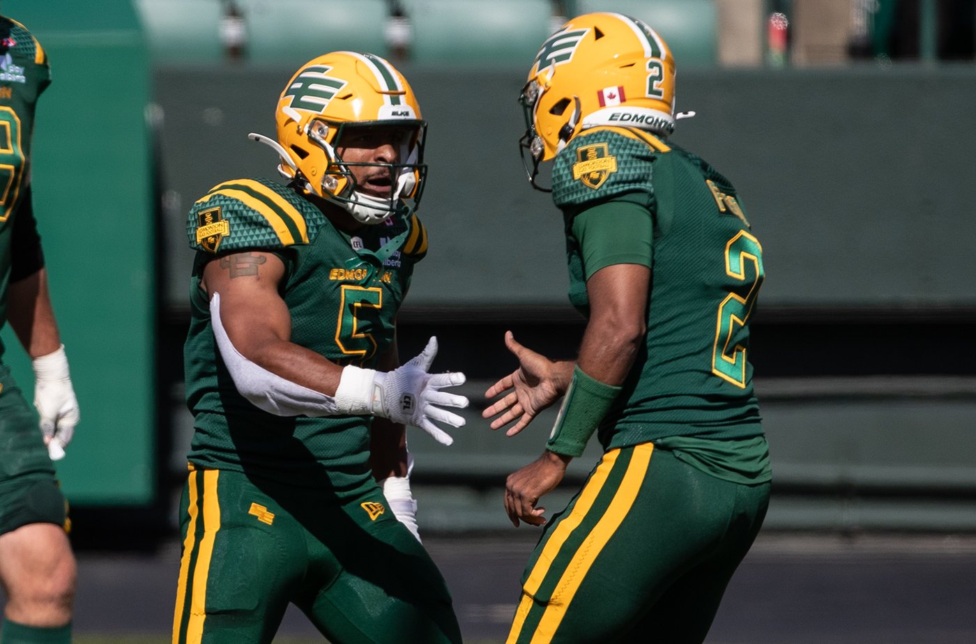 Rankin, Ford lead Elks to first win with 39-33 decision over Redblacks | iNFOnews.ca Rankin, Ford lead Elks to first win with 39-33 decision over Redblacks | iNFOnews.ca