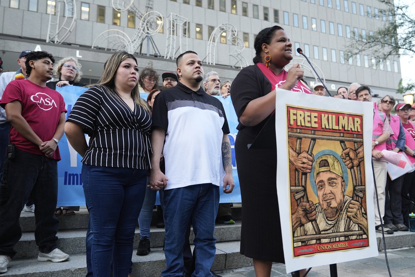 Back home in Maryland, Kilmar Abrego Garcia faces deportation again as he reports to ICE office | iNFOnews.ca Back home in Maryland, Kilmar Abrego Garcia faces deportation again as he reports to ICE office | iNFOnews.ca