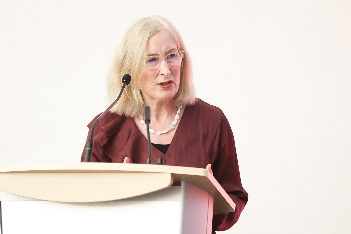 Lyndal Roper wins Cundill History Prize for book on 16th century uprising | iNFOnews.ca