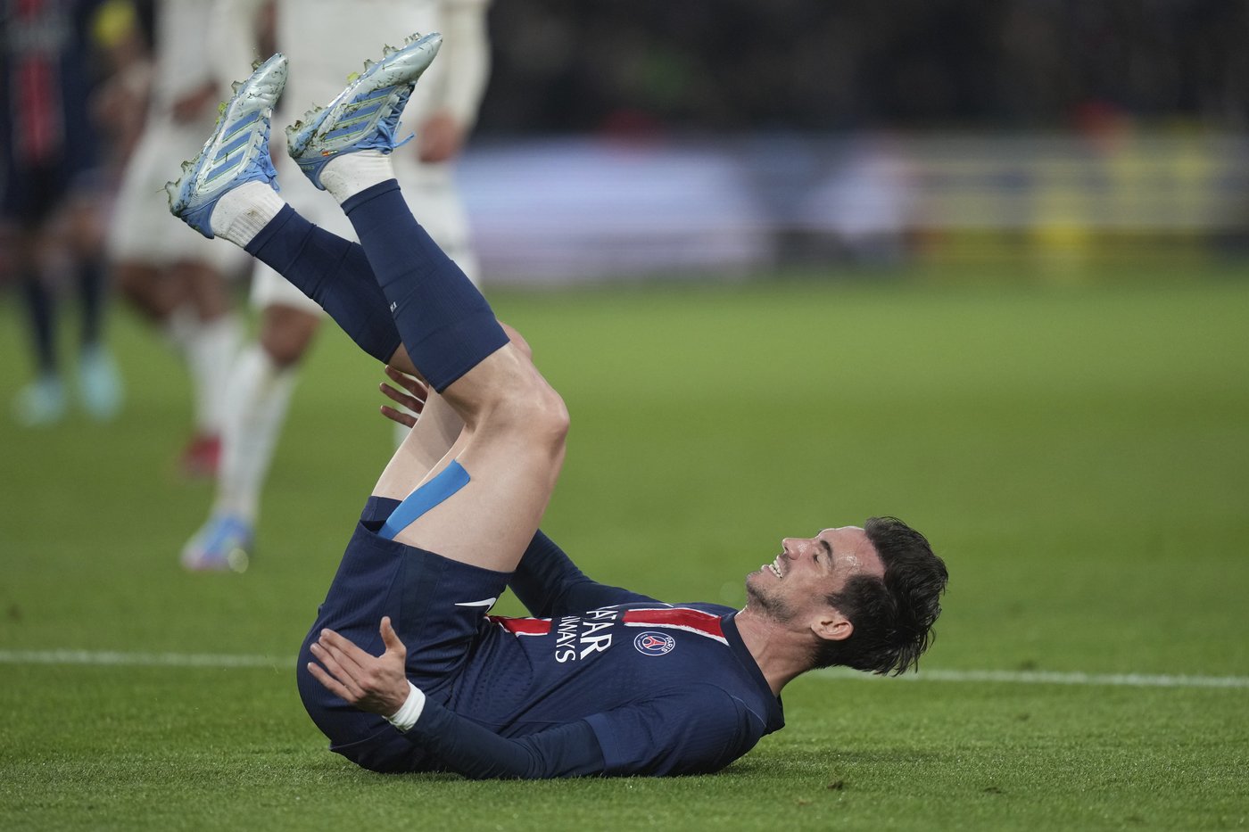 Nice shocks PSG and ends champion's hopes of unbeaten Ligue 1 season | iNFOnews.ca