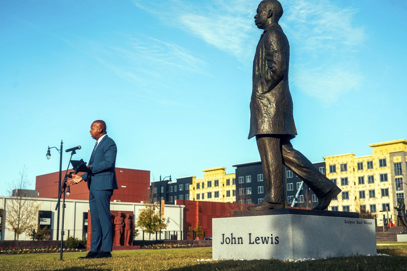 Statue of the late US Rep. John Lewis, a civil rights icon, is unveiled in his native Alabama | iNFOnews.ca Statue of the late US Rep. John Lewis, a civil rights icon, is unveiled in his native Alabama | iNFOnews.ca