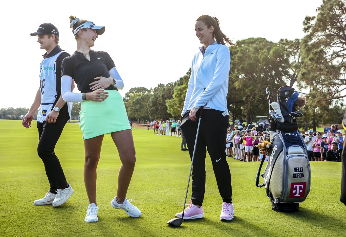 Caitlin Clark draws a big crowd for an LPGA pro-am in Florida | iNFOnews.ca