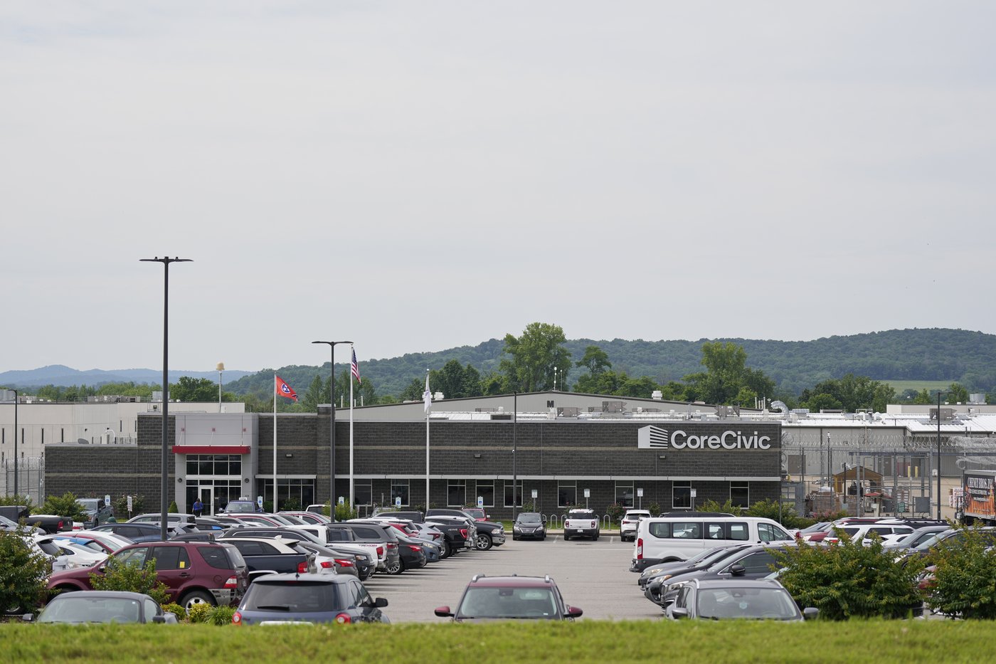 Tennessee prison riot contained after several hours; 3 inmates and 1 guard injured | iNFOnews.ca Tennessee prison riot contained after several hours; 3 inmates and 1 guard injured | iNFOnews.ca
