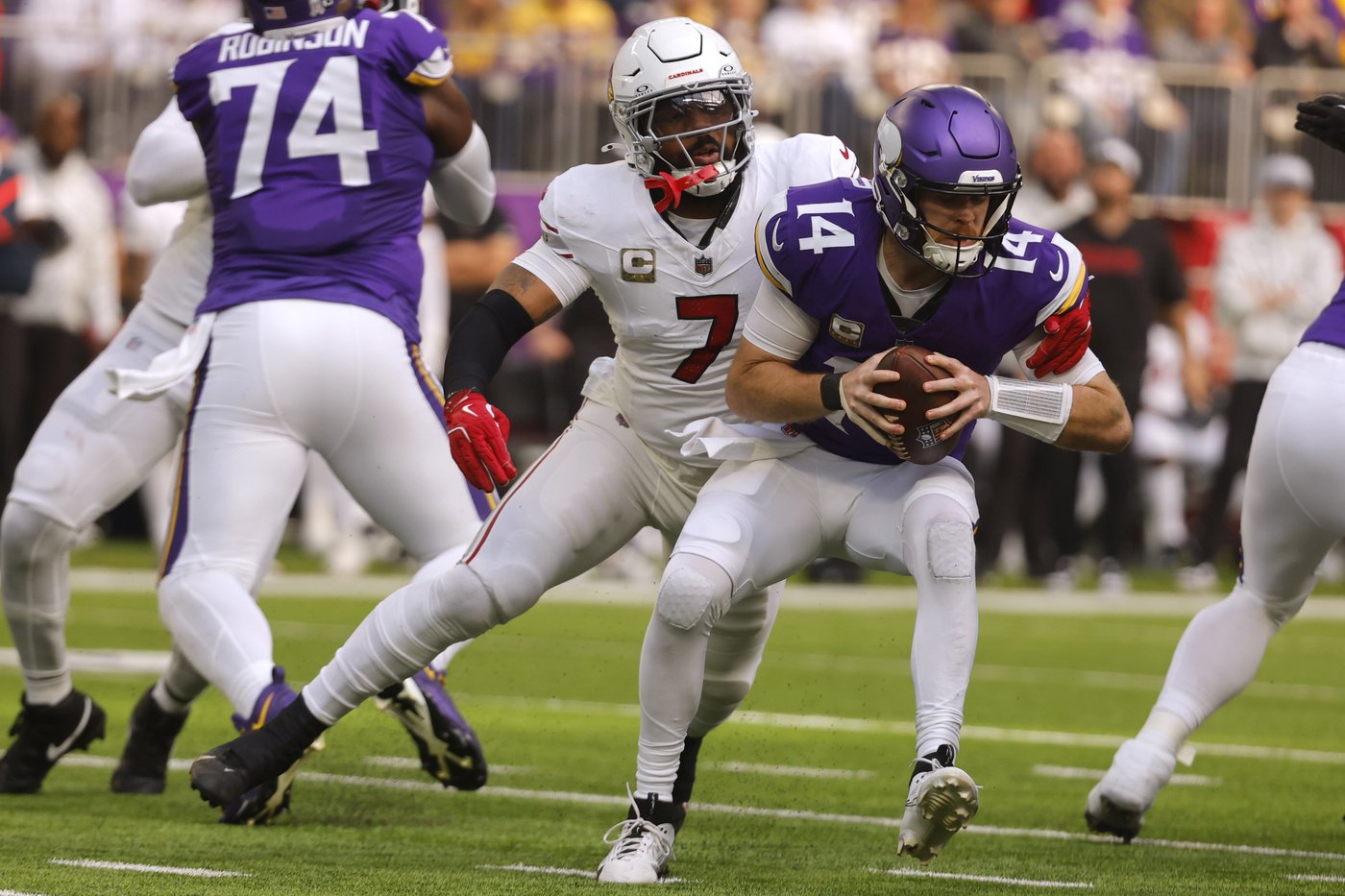 Vikings win 5th straight, rallying past Cardinals 23-22 on Sam Darnold's TD pass with 1:13 left | iNFOnews.ca Vikings win 5th straight, rallying past Cardinals 23-22 on Sam Darnold's TD pass with 1:13 left | iNFOnews.ca