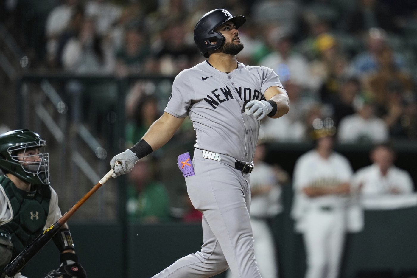 Jasson Dominguez hits 3 homers to lead the Yankees past the Athletics 10-2 | iNFOnews.ca
