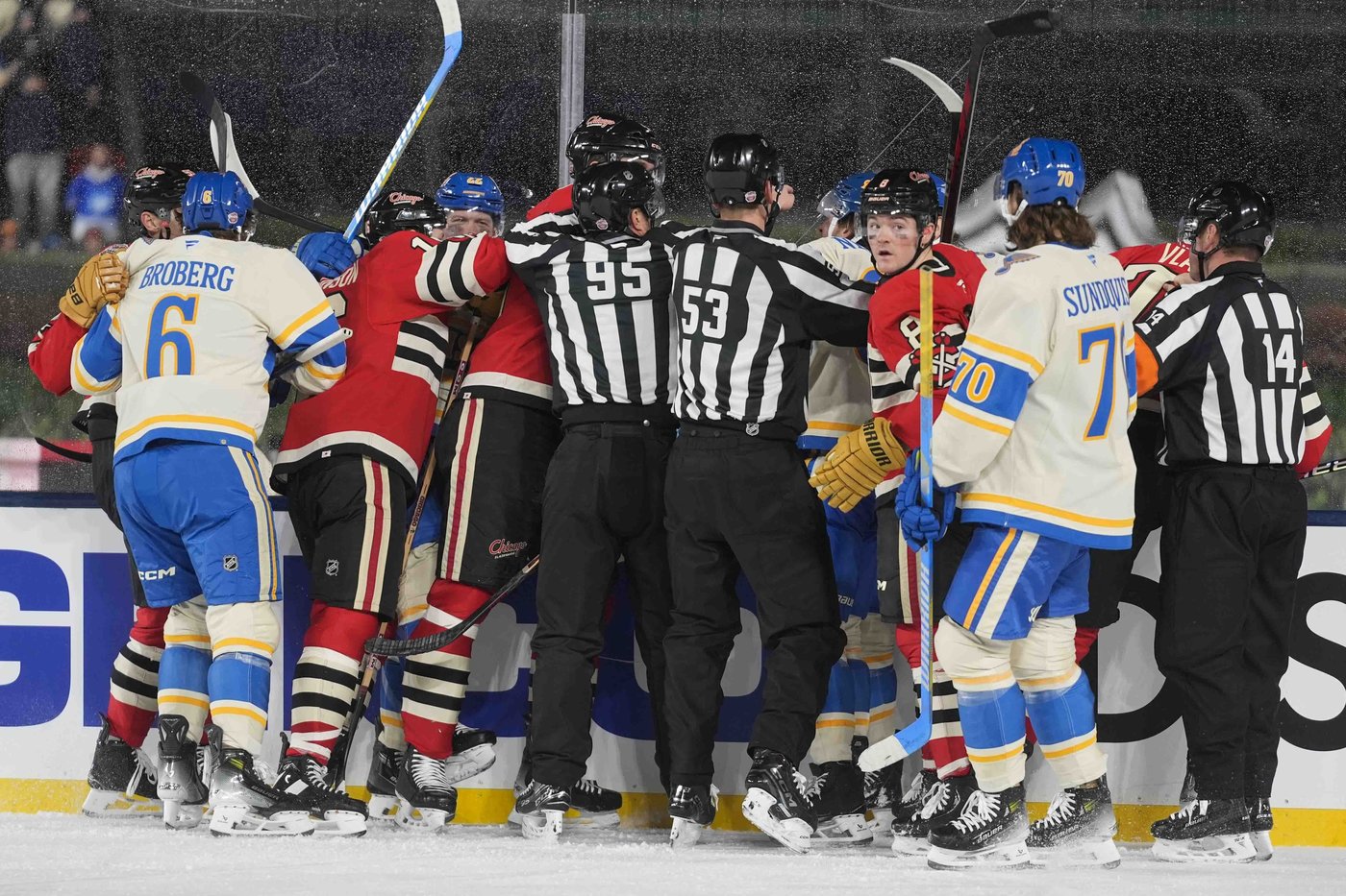 Cam Fowler scores twice as the Blues beat the Blackhawks 6-2 in the Winter Classic at Wrigley Field | iNFOnews.ca