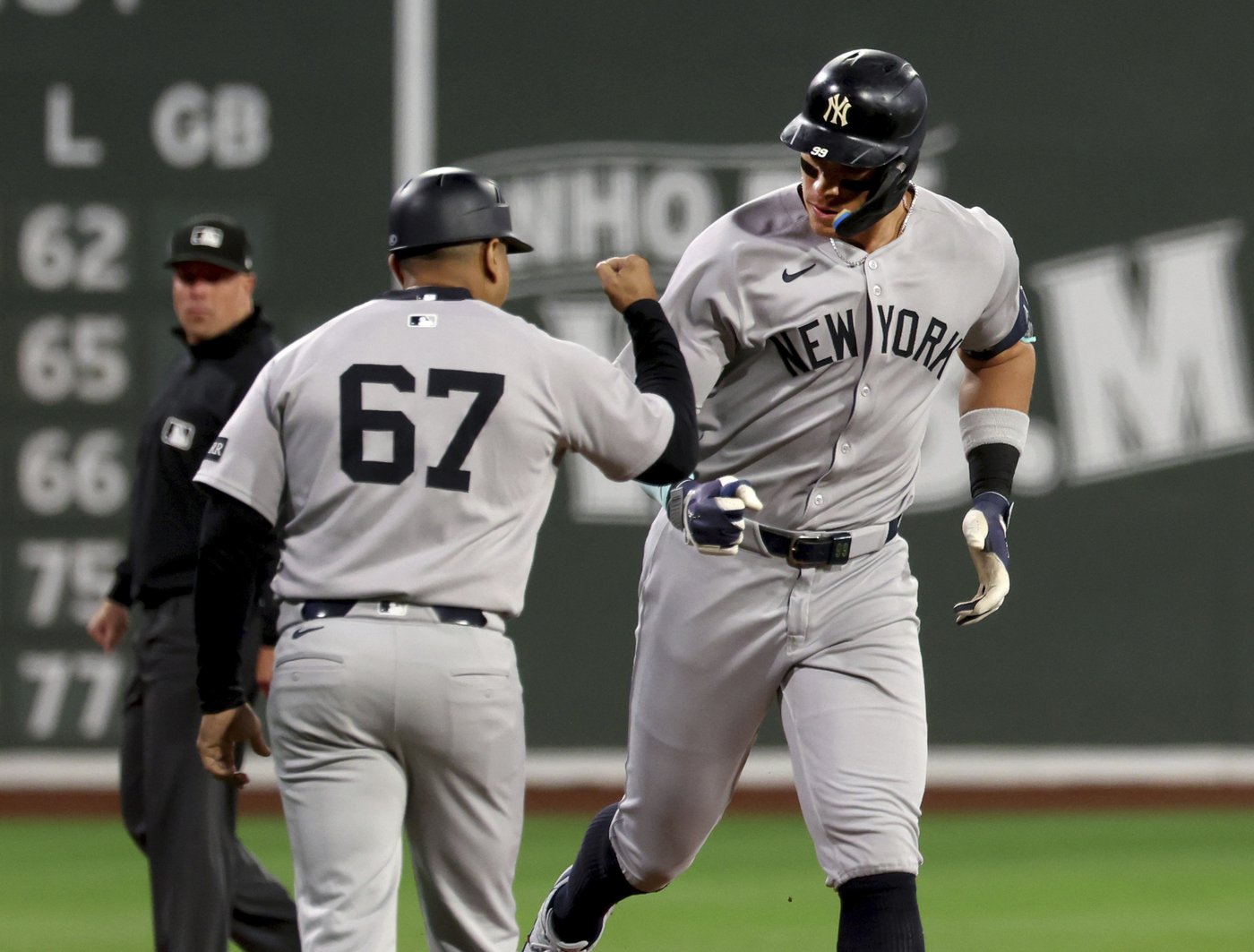 Judge passes DiMaggio, Gil pitches 6 no-hit innings as Yankees beat Red Sox 4-1 | iNFOnews.ca Judge passes DiMaggio, Gil pitches 6 no-hit innings as Yankees beat Red Sox 4-1 | iNFOnews.ca